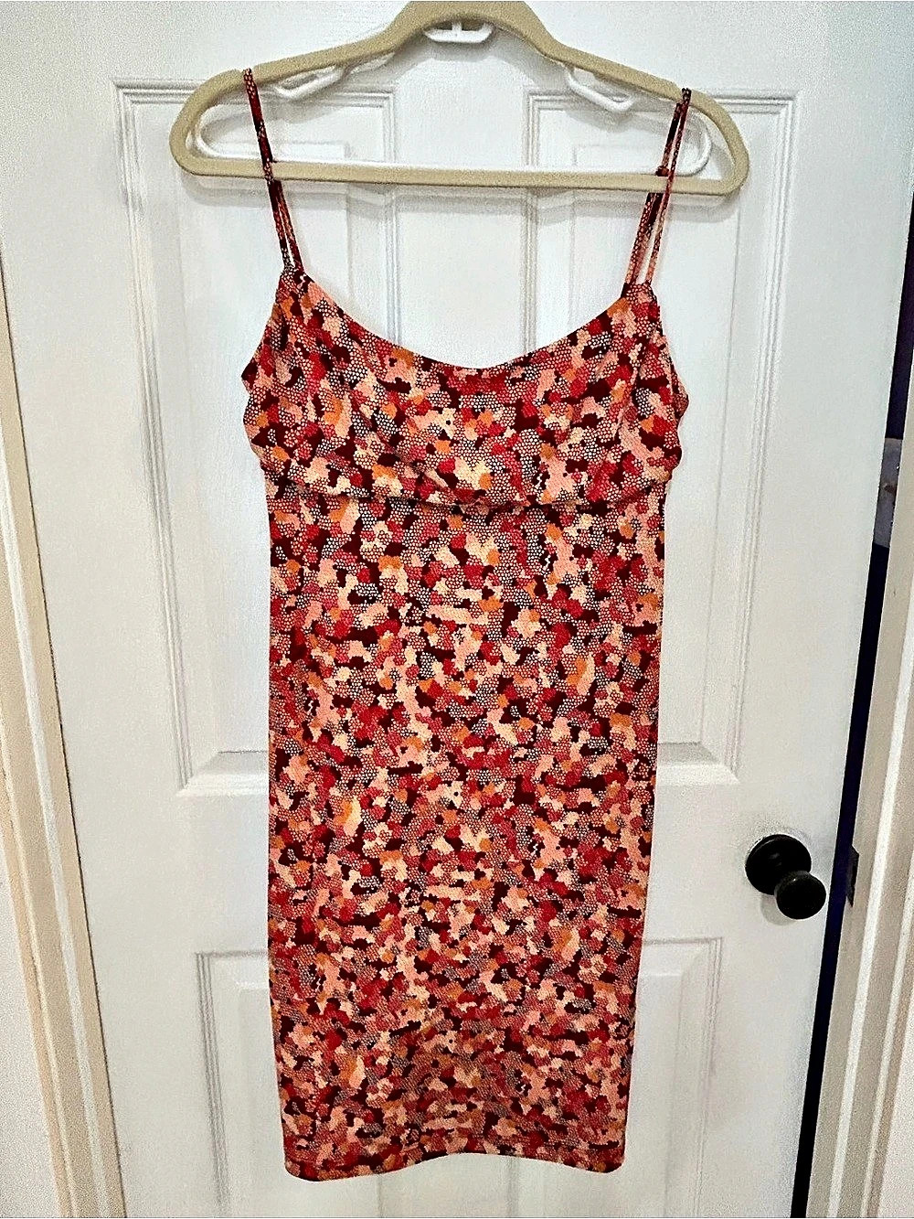 Vintage L BCBGMAXAZRIA Abstract Mini Dress in Red & Pink Like New